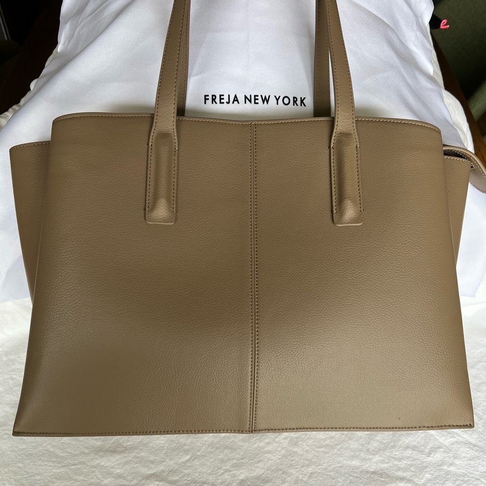 Freja Paloma Tote
